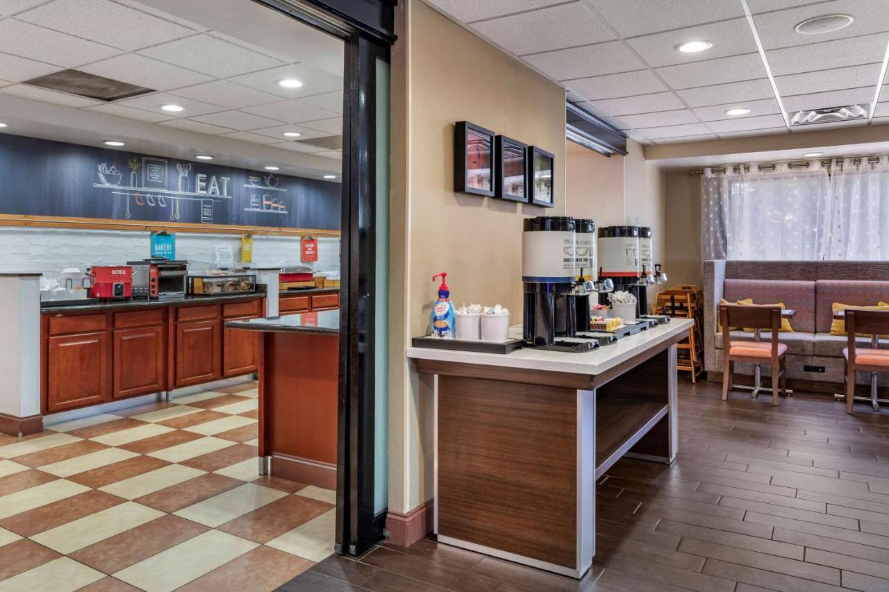 Hampton Inn Norco/Corona Esterno foto